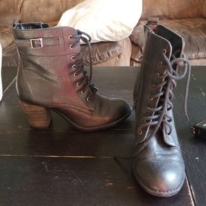Diba lace up black ankle boots size 8.5
